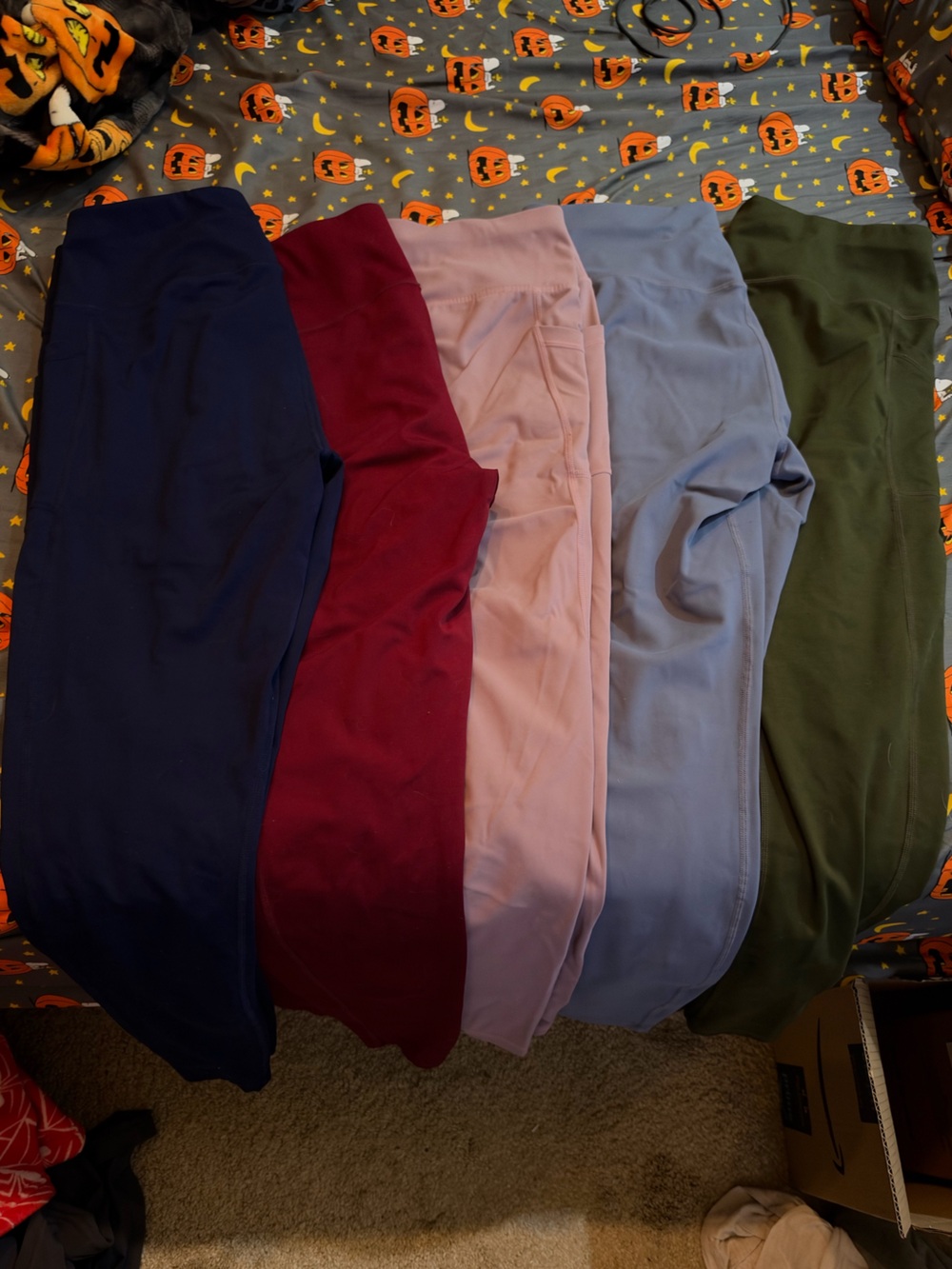 Women’s leggings (Size XL)